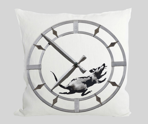 Rat against time Cushion